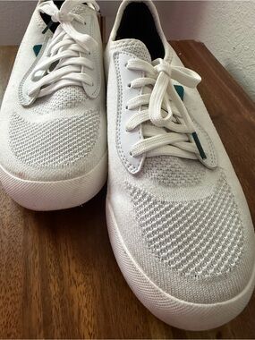 VESSI Weekend Classic Sneaker Womens Size 8 US Marble White Waterproof Shoes